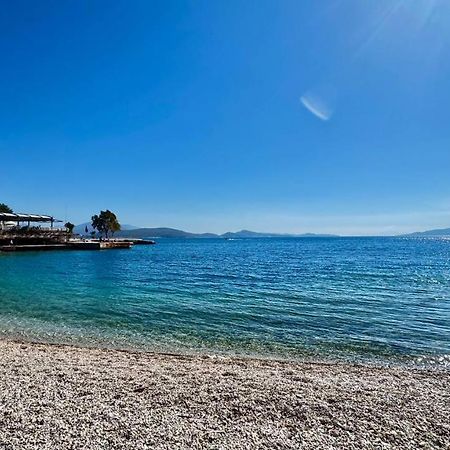 Agora Sea View Apartment Sarande Ngoại thất bức ảnh