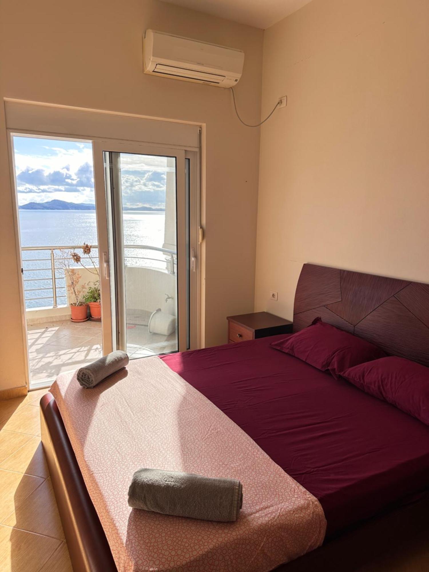 Agora Sea View Apartment Sarande Ngoại thất bức ảnh