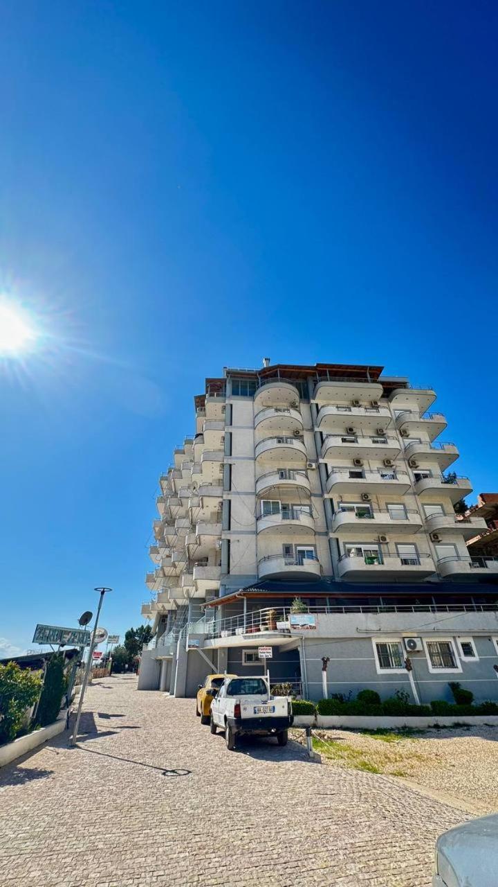 Agora Sea View Apartment Sarande Ngoại thất bức ảnh